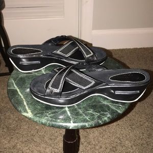 Black casual sandals